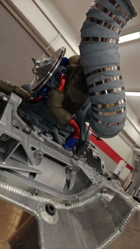 Engine preparation in the workshop