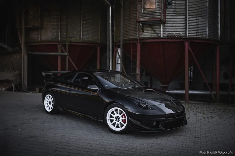 Celica T23 — exterior profile